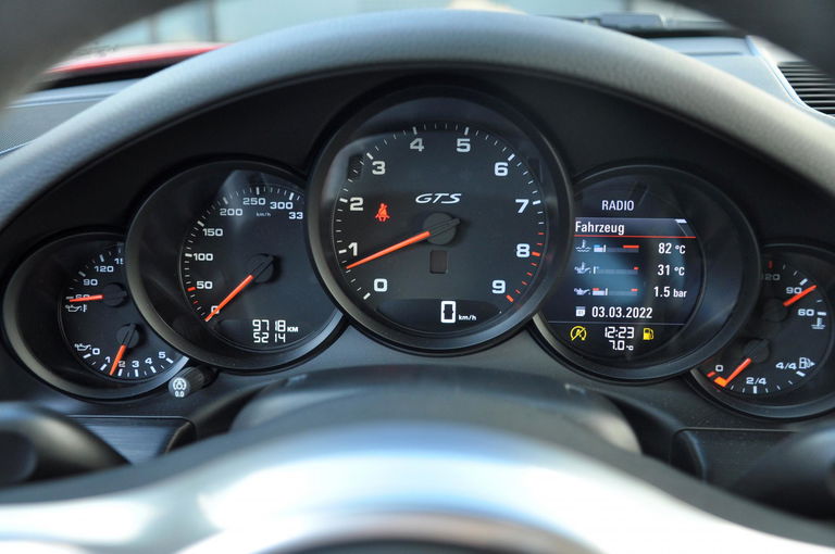 Porsche 991 Carrera GTS