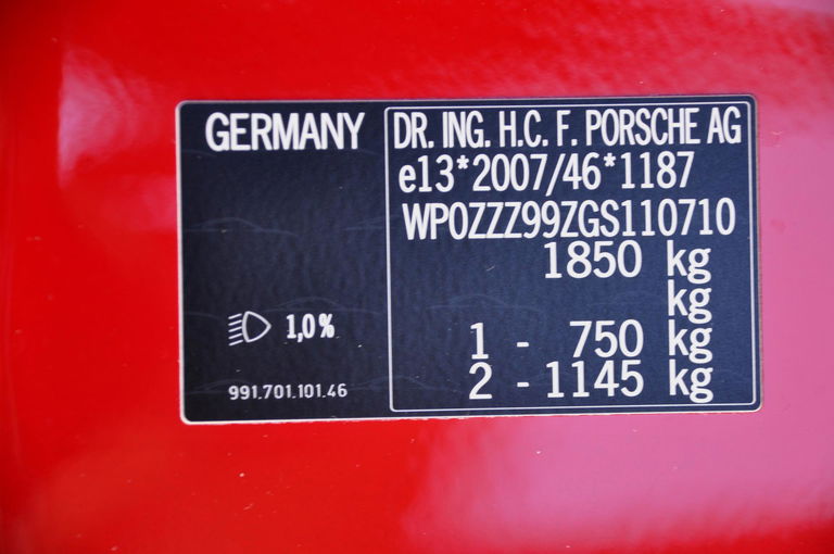 Porsche 991 Carrera GTS