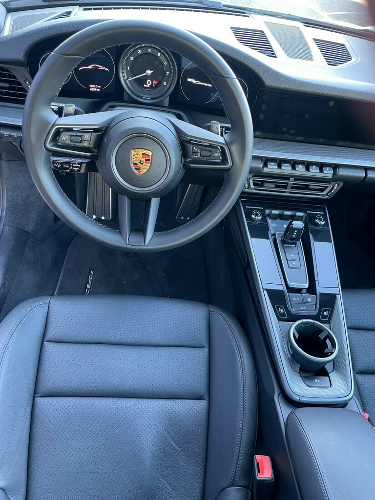 Porsche 992 Carrera