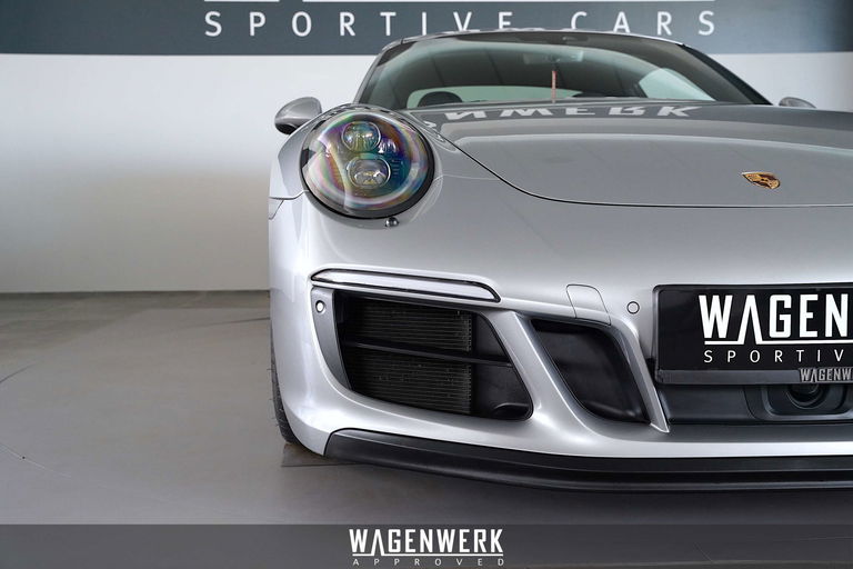 Porsche 991.2 Carrera 4 GTS