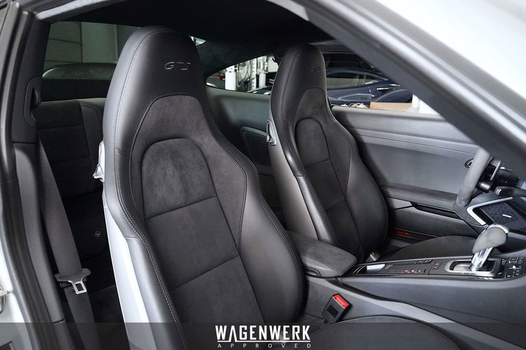 Porsche 991.2 Carrera 4 GTS