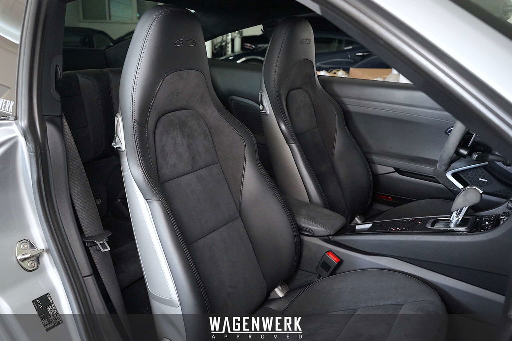 Porsche 991.2 Carrera 4 GTS