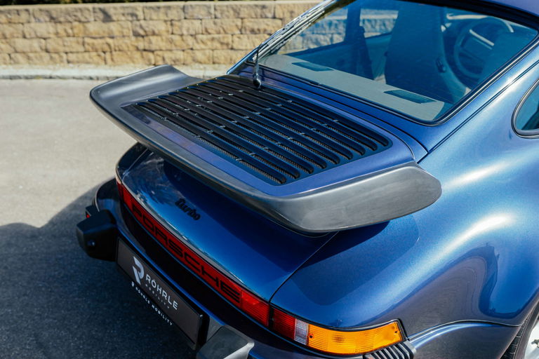 Porsche 911 Turbo 3.3