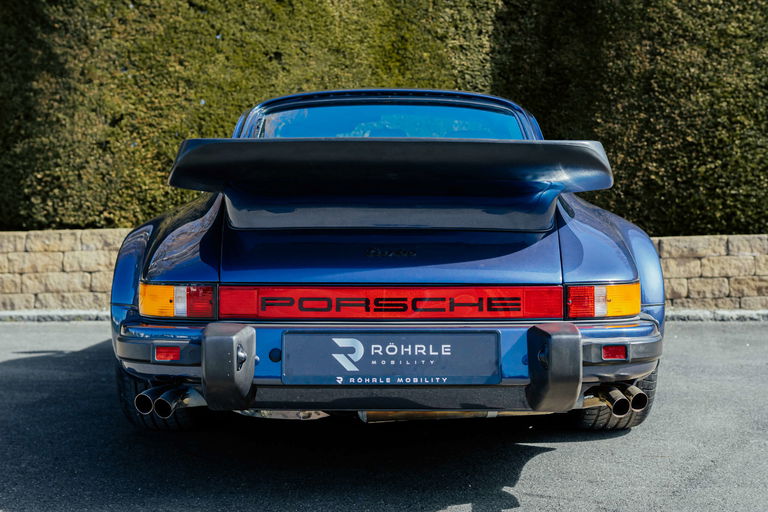 Porsche 911 Turbo 3.3