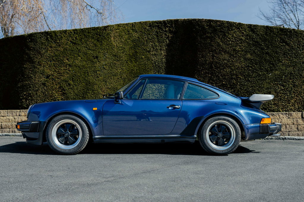 Porsche 911 Turbo 3.3