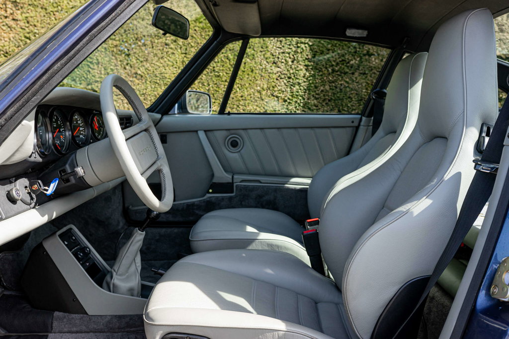 Porsche 911 Turbo 3.3