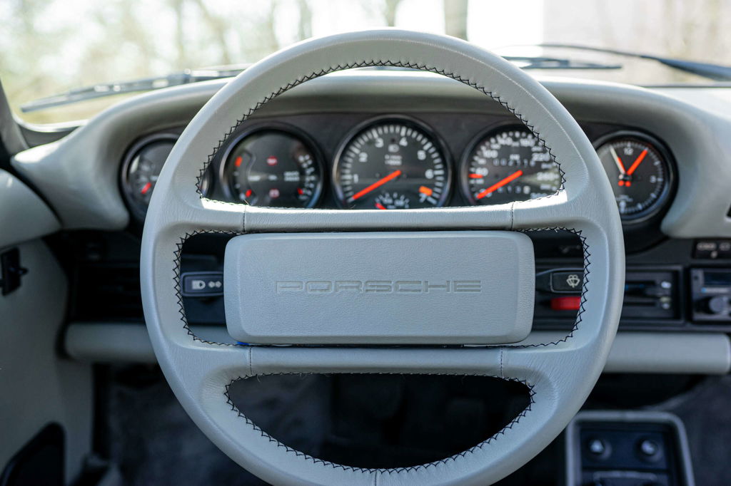 Porsche 911 Turbo 3.3