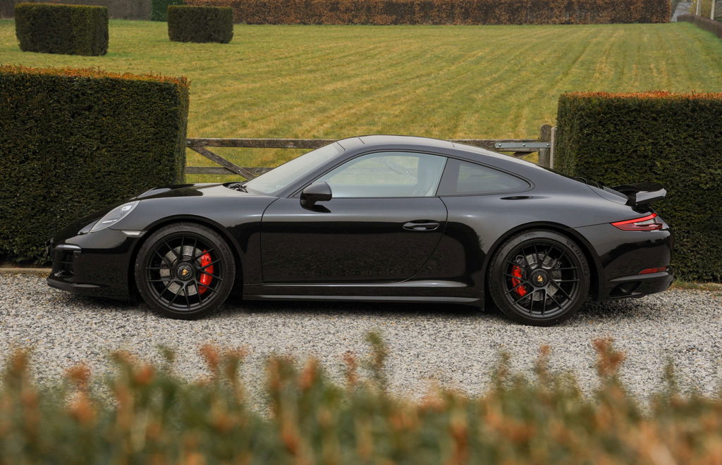 Porsche 991.2 Carrera GTS