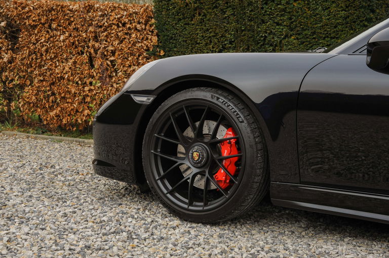 Porsche 991.2 Carrera GTS