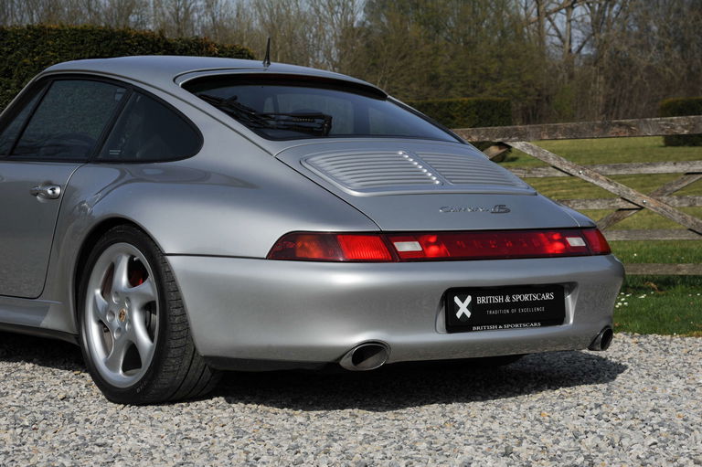 Porsche 993 Carrera 4S