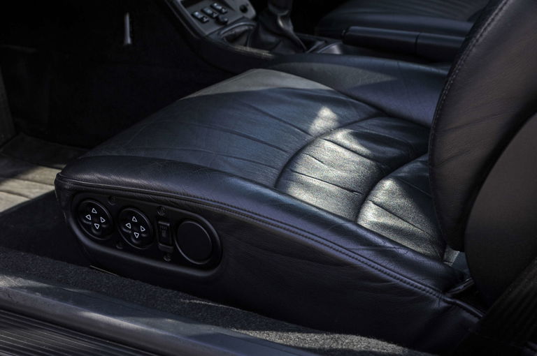 Porsche 993 Carrera 4S