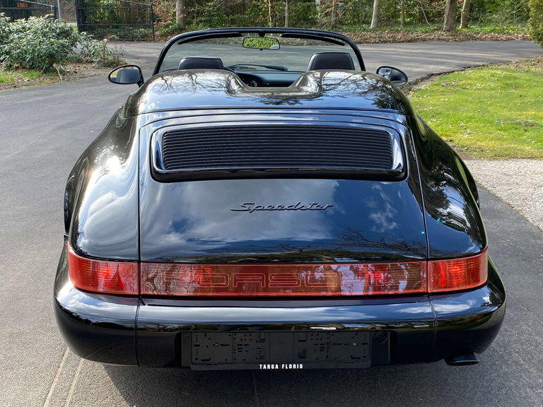 Porsche 964 Carrera 2 Speedster