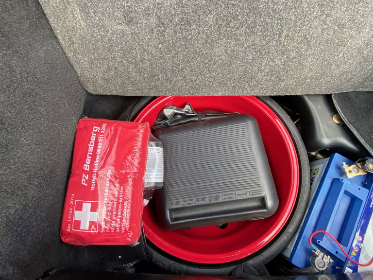 Porsche 964 Carrera 2 Speedster