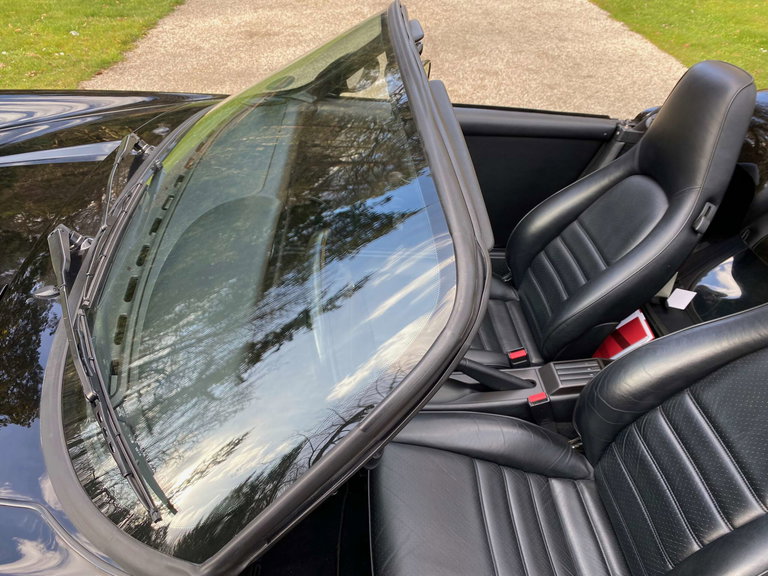 Porsche 964 Carrera 2 Speedster