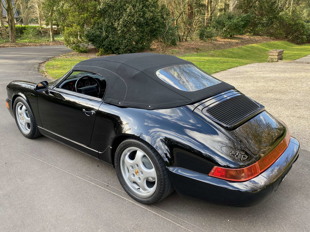 Porsche 964 Carrera 2 Speedster