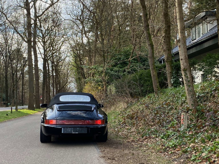 Porsche 964 Carrera 2 Speedster