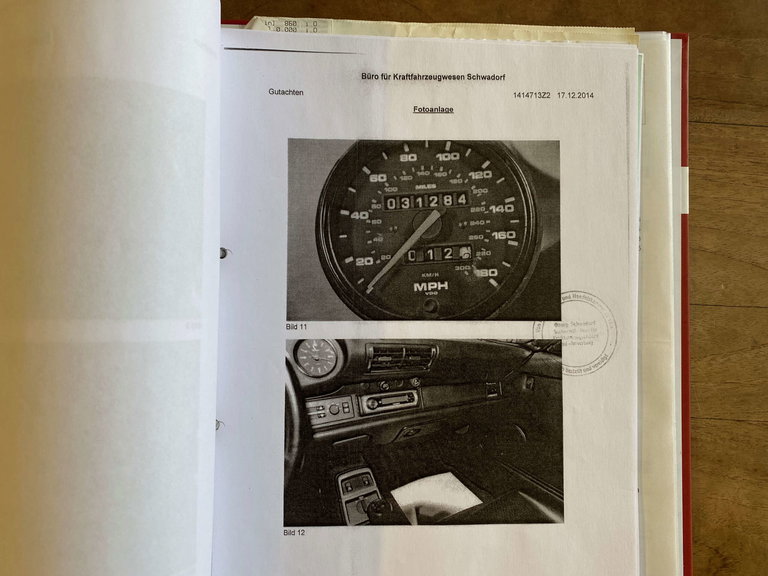 Porsche 964 Carrera 2 Speedster