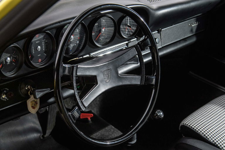 Porsche 911 S (F-Modell)