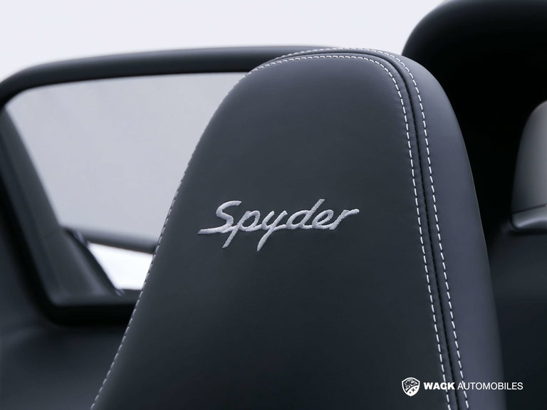 Porsche 981 Boxster Spyder