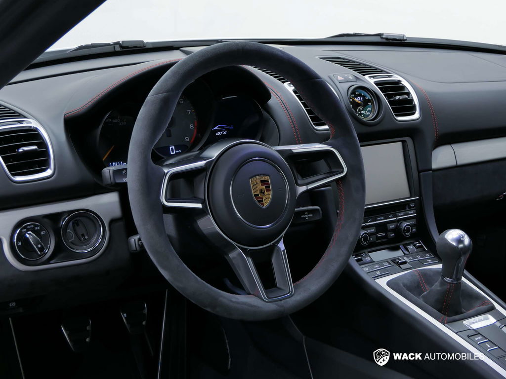 Porsche 981 Cayman GT4