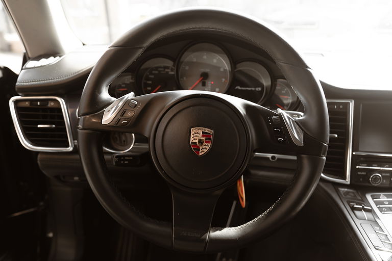 Porsche Panamera 4S