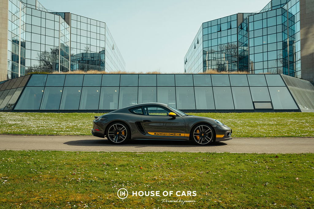 Porsche 718 Cayman S