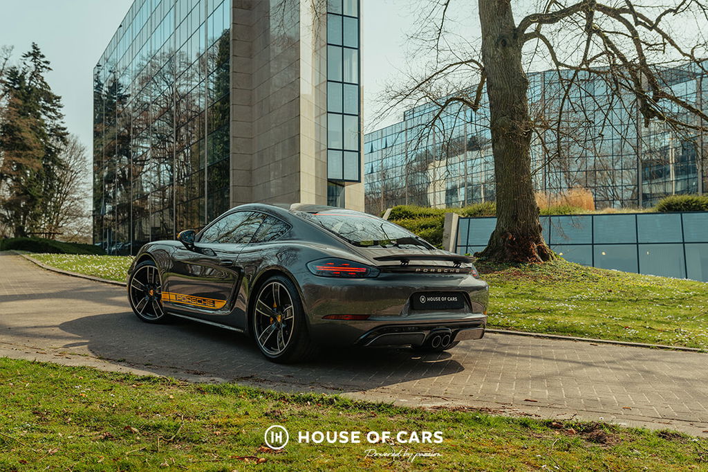 Porsche 718 Cayman S