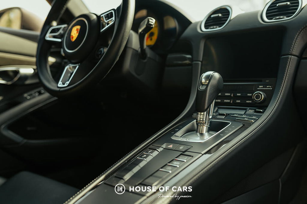 Porsche 718 Cayman S
