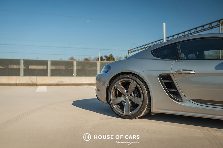 Porsche 718 Boxster T