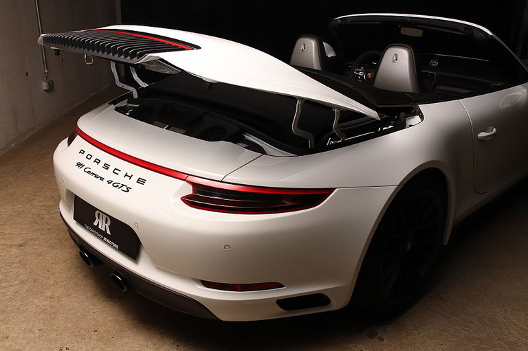 Porsche 991.2 Carrera 4 GTS