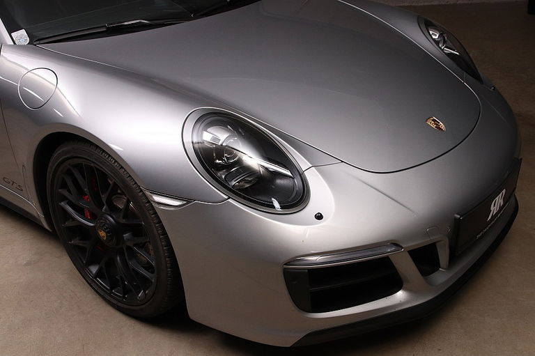 Porsche 991.2 Carrera GTS
