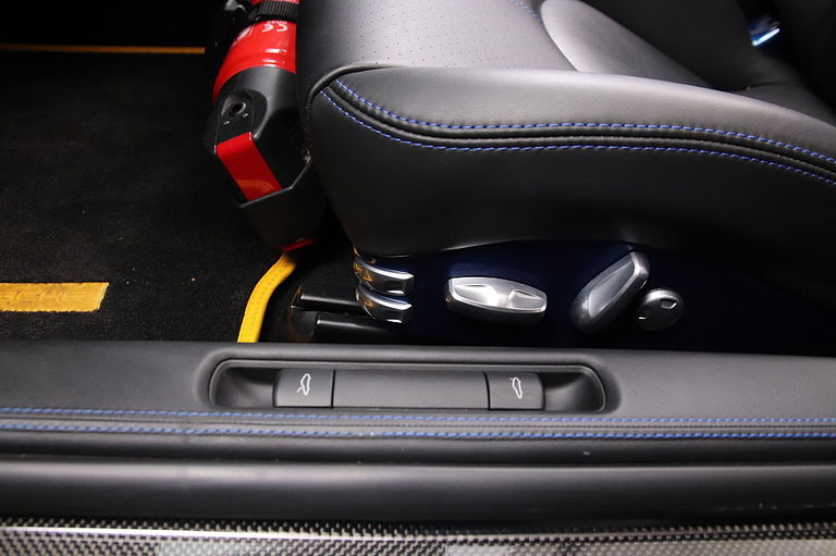 Porsche 997.2 Carrera 4 GTS