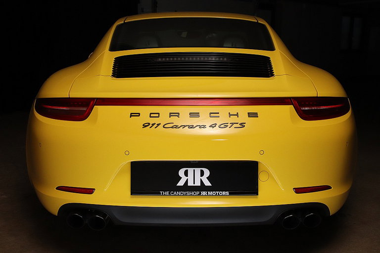 Porsche 991 Carrera 4 GTS