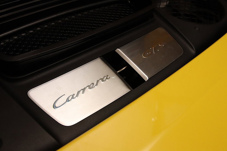 Porsche 991 Carrera 4 GTS