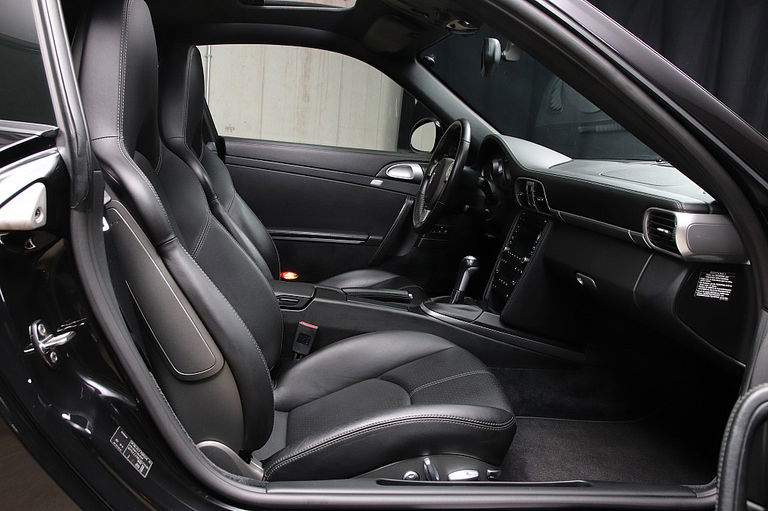 Porsche 997.2 Carrera 4S