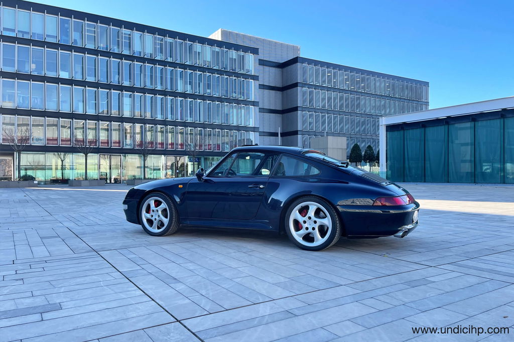 Porsche 993 Carrera 4S