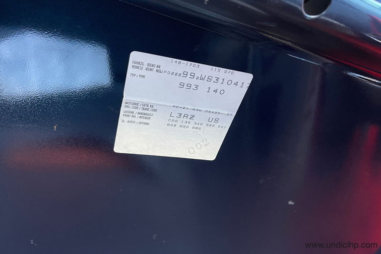 Porsche 993 Carrera 4S