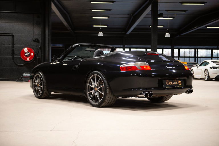 Porsche 996 Carrera