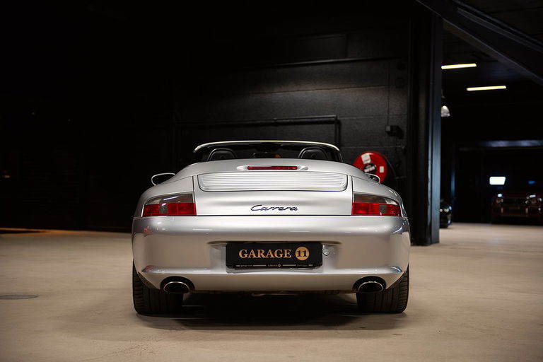 Porsche 996 Carrera