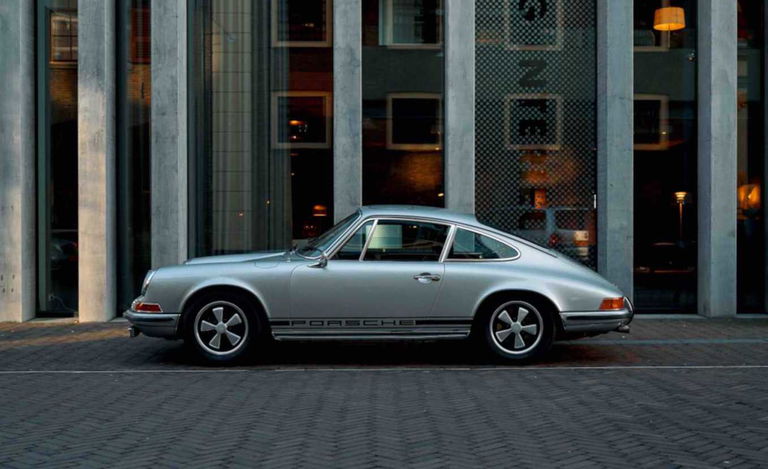 Porsche 911 E