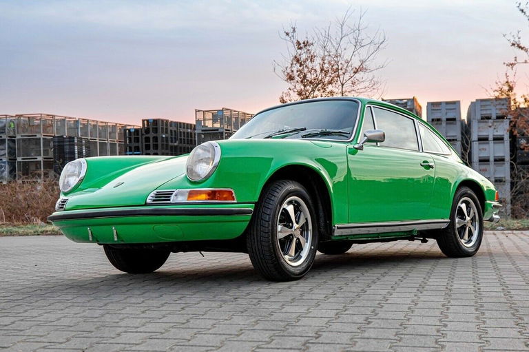 Porsche 911 T