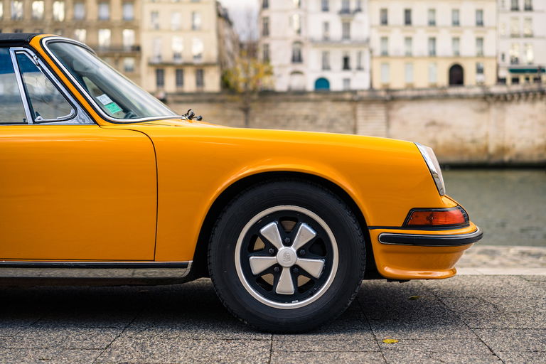 Porsche 911 T