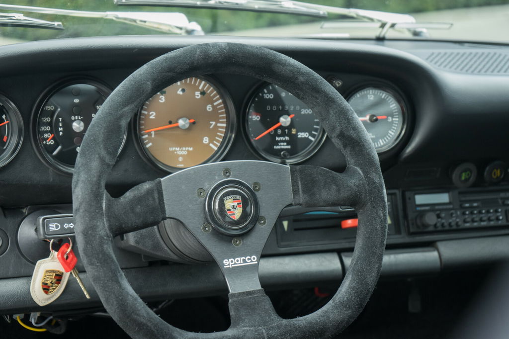 Porsche 911 Backdate