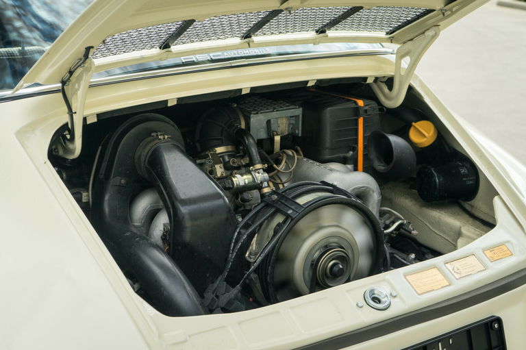 Porsche 911 Backdate