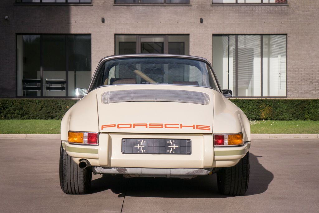 Porsche 911 Backdate