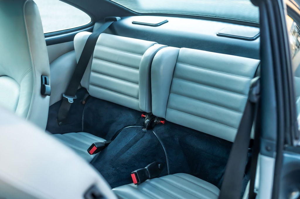 Porsche 911 Carrera 3.2 (US)