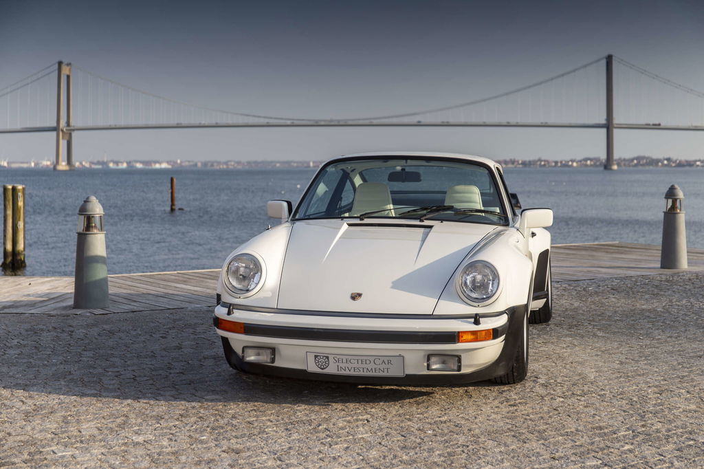 Porsche 911 Turbo 3.3