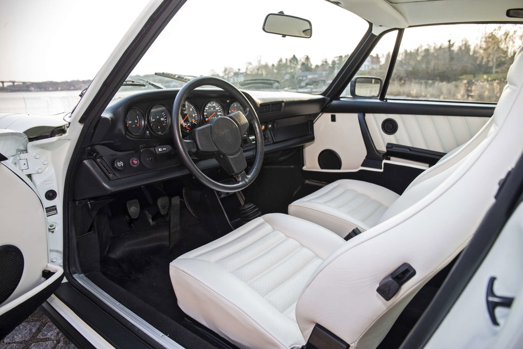 Porsche 911 Turbo 3.3