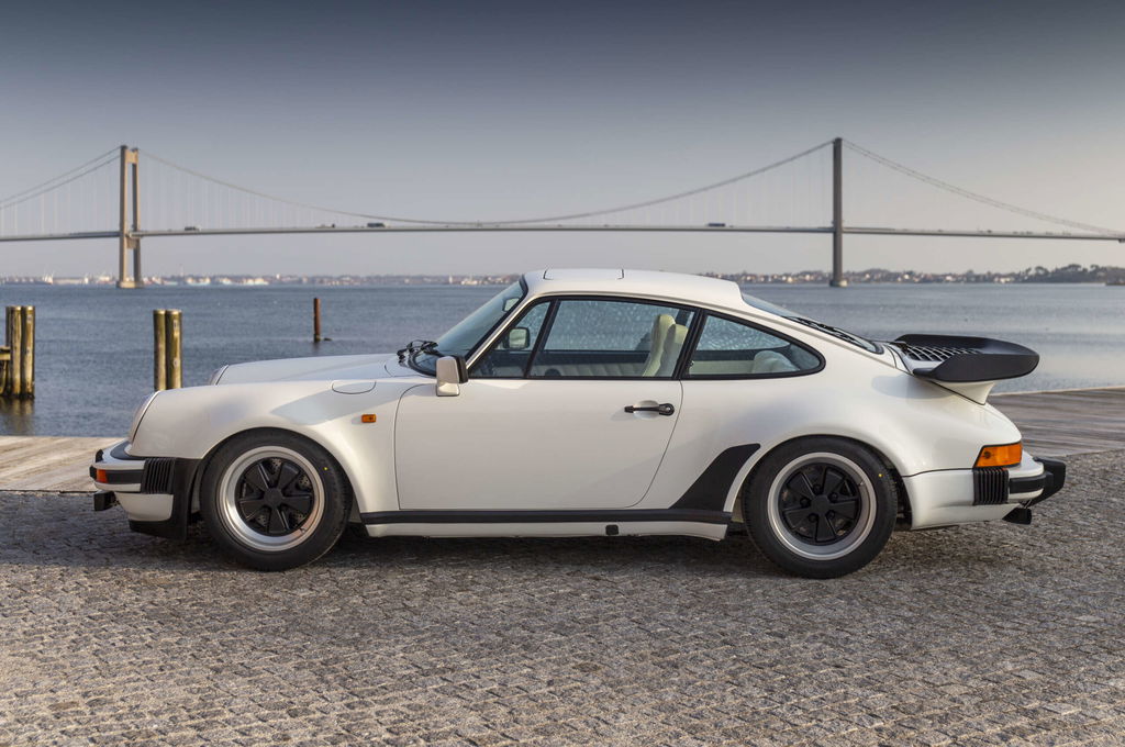 Porsche 911 Turbo 3.3