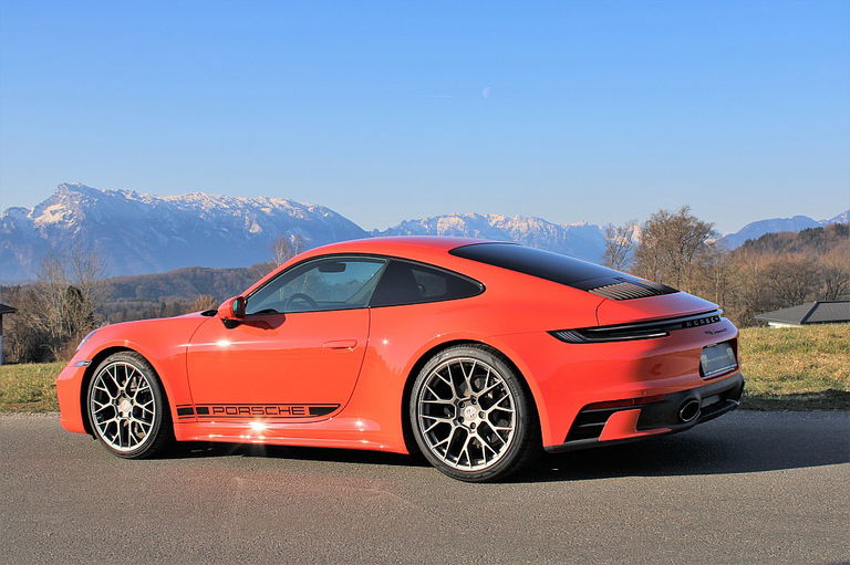 Porsche 992 Carrera 4S